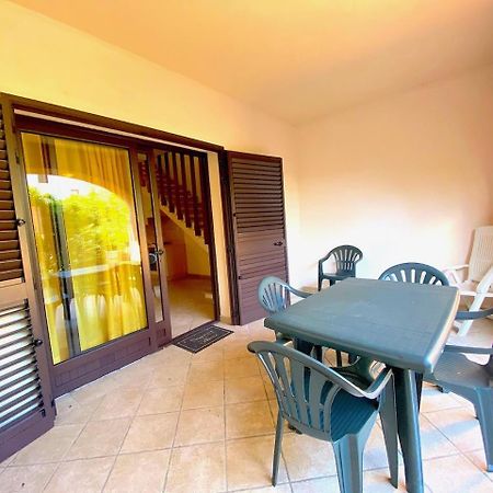 Residence Almusura San Teodoro  Bagian luar foto