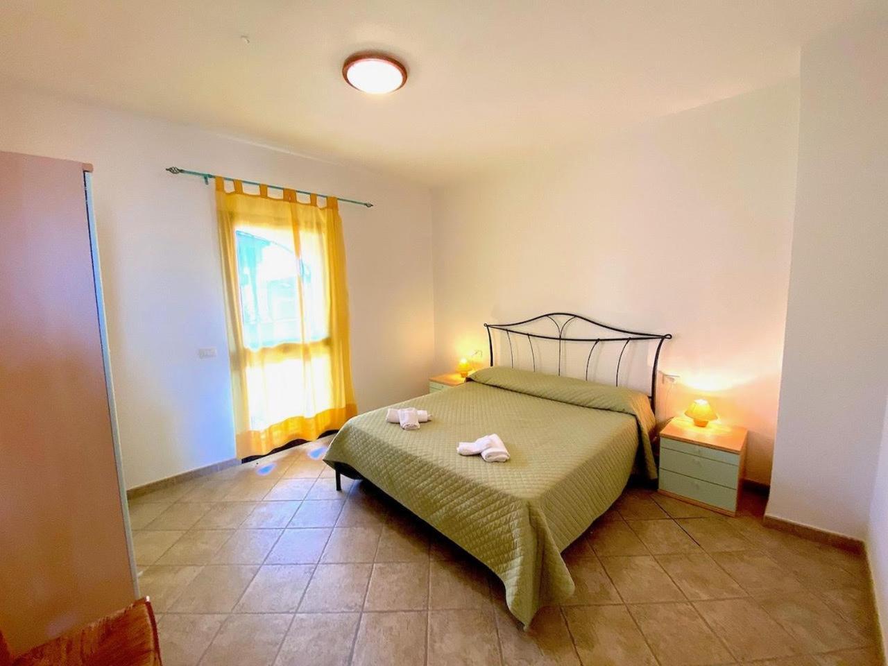 Residence Almusura San Teodoro  Bagian luar foto