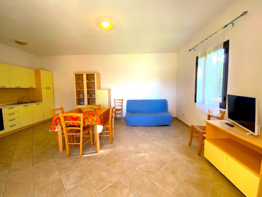 Residence Almusura San Teodoro  Bagian luar foto